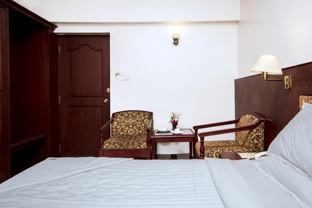 Отель Rr Residency Кодайканал Номер фото